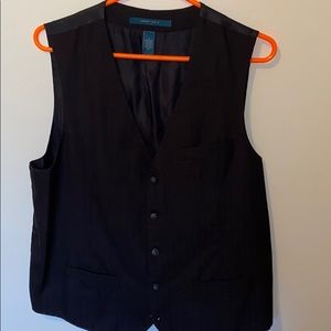 Perry Ellis vest